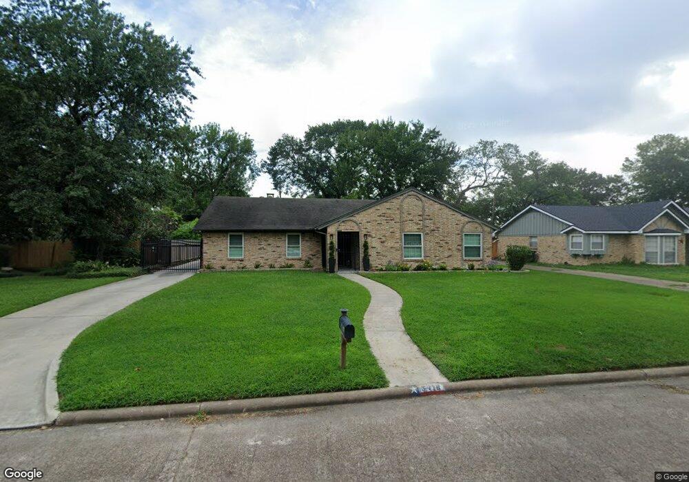 5418 Sheraton Oaks Dr, Houston, TX 77091 - photo 1
