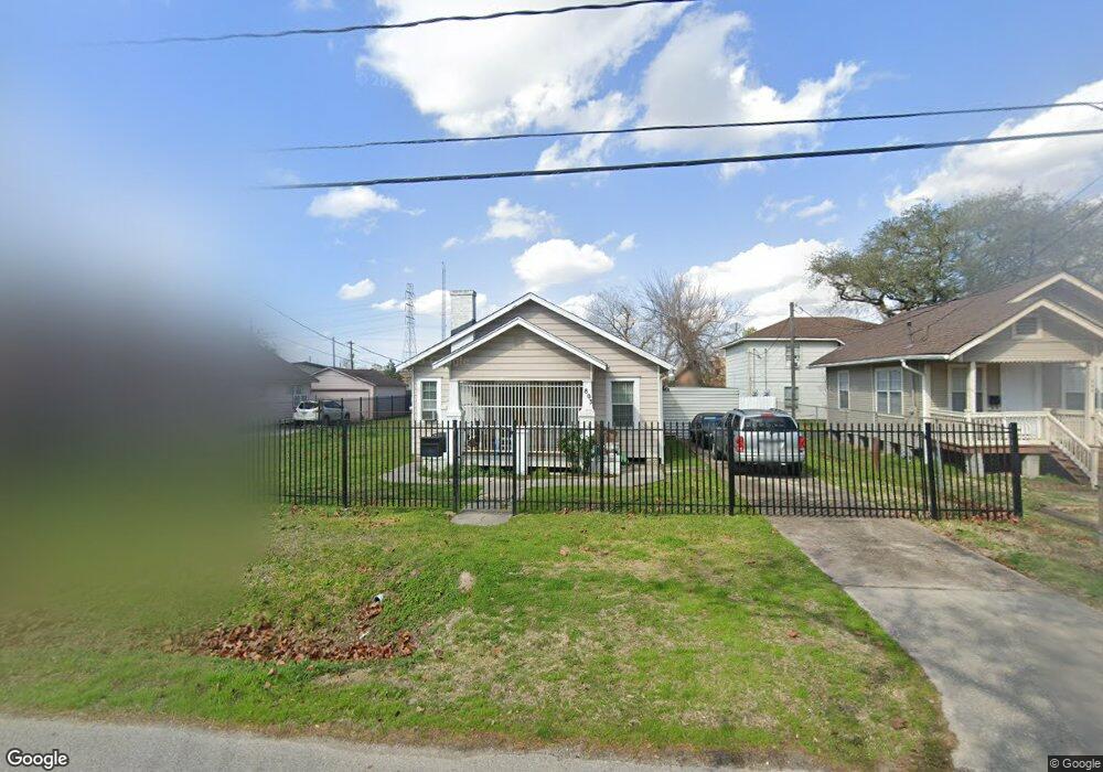803 Lindale St, Houston, TX 77022 - photo 1
