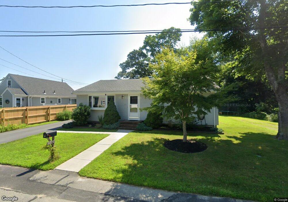 62 Taft Ave, North Dartmouth, MA 02747 - photo 1