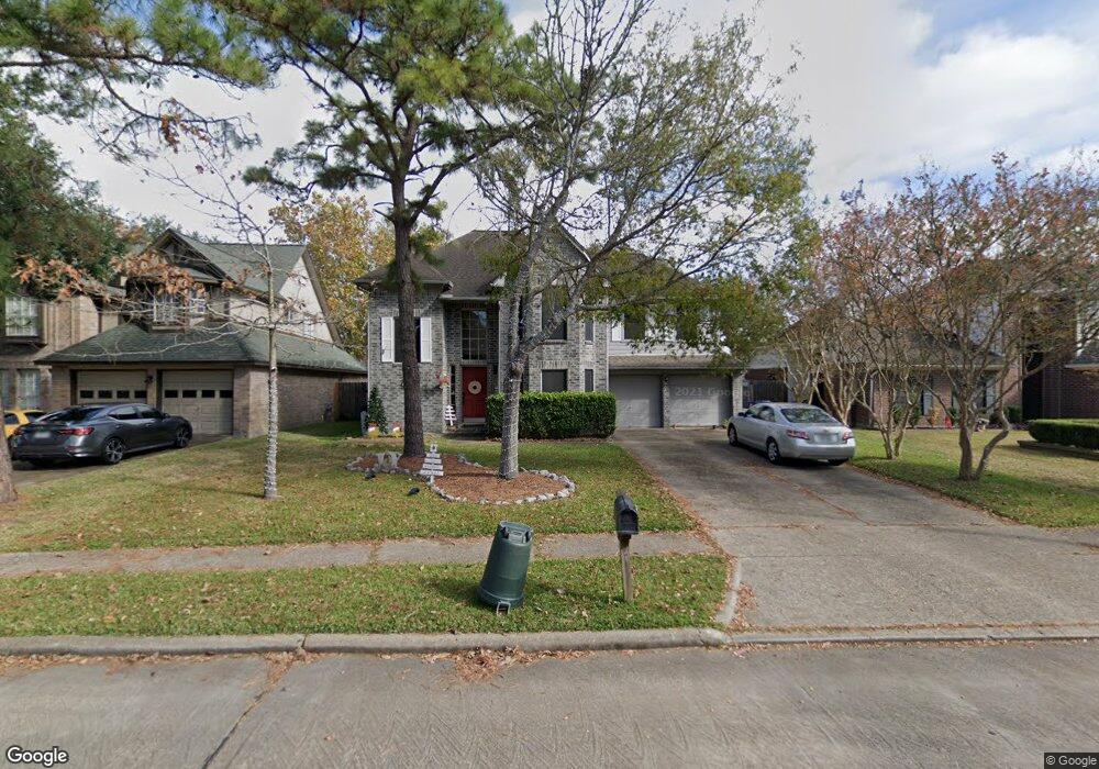 1514 Regency Ct, Friendswood, TX 77546 - photo 1