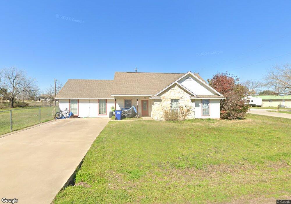 204 Wren Dr, Granbury, TX 76049 - photo 1