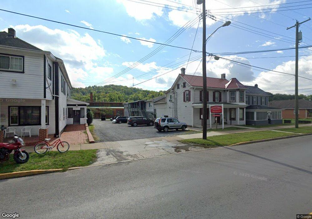 270 N Washington St unit APARTMENT D, Berkeley Springs, WV 25411 - photo 1