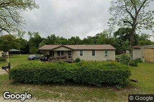 331 McCranie Ave W, Willacoochee, GA 31650