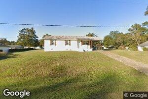 44 Gallatin St, Chunky, MS 39323