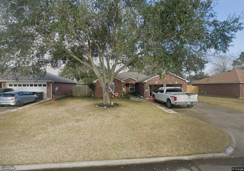 3202 Quail Run Dr, Alvin, TX 77511 - photo 1