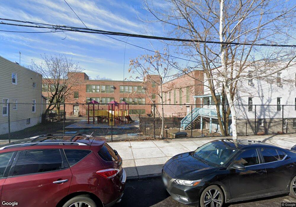 704 van Nest Ave, Bronx, NY 10462 - photo 1