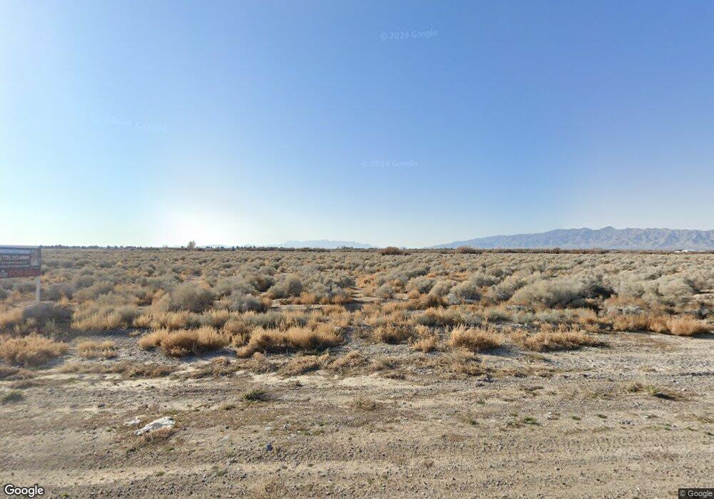 3901 E Gamebird Rd, Pahrump, NV 89048 - photo 1
