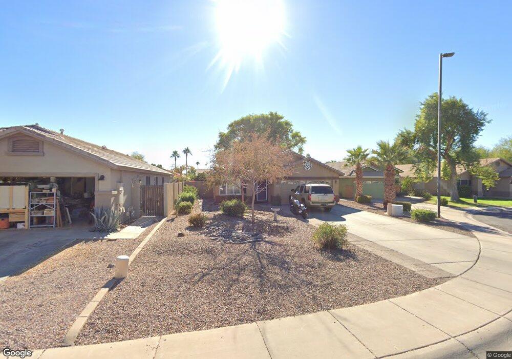 3911 E Pinon Ct, Gilbert, AZ 85234 - photo 1