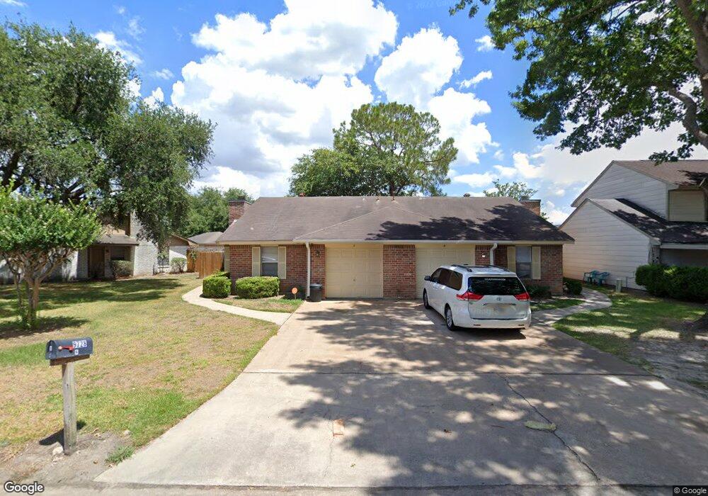 9728 Kathi Ann Ln, Houston, TX 77038 - photo 1