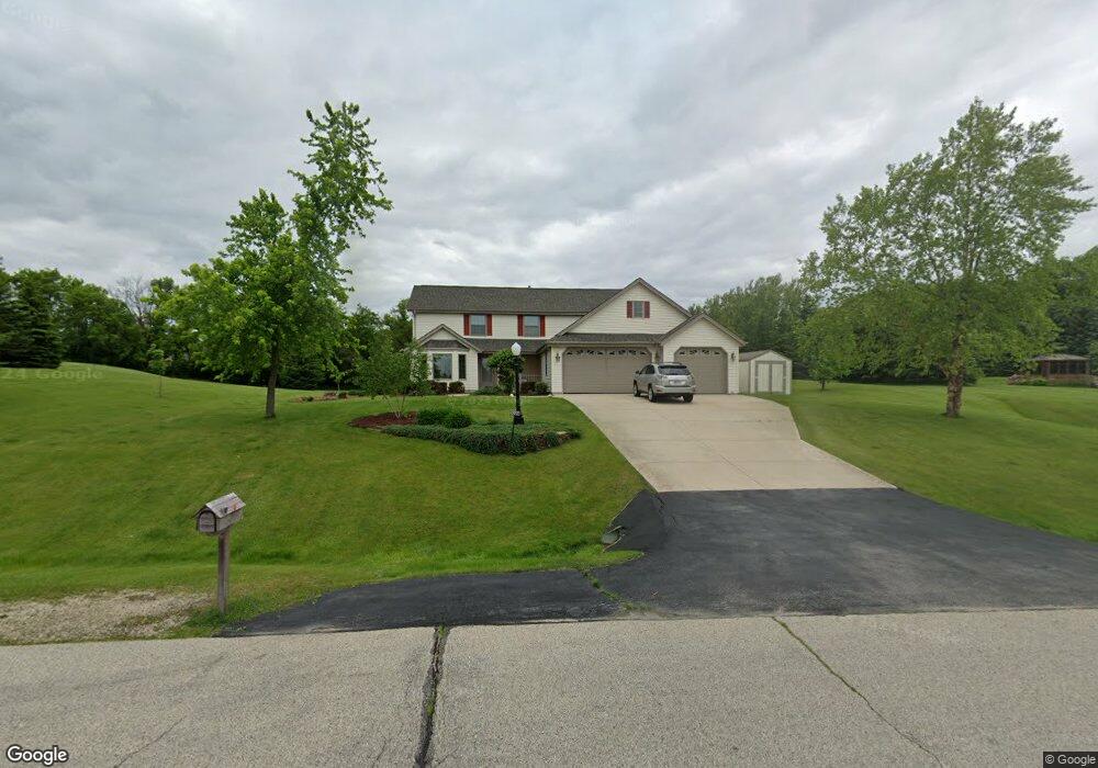 2229 Scenic Hill Trail, Richfield, WI 53076 - photo 1