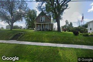 215 1st St, Charlotte, IA 52731