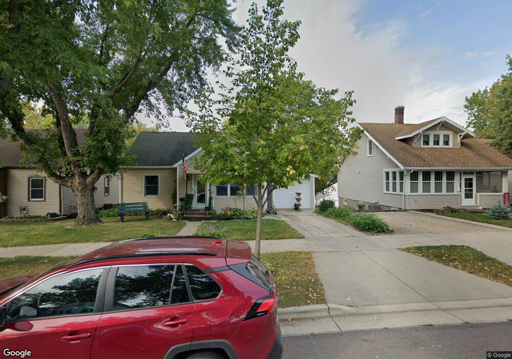 322 S Jefferson St, New Ulm, MN 56073 - photo 1