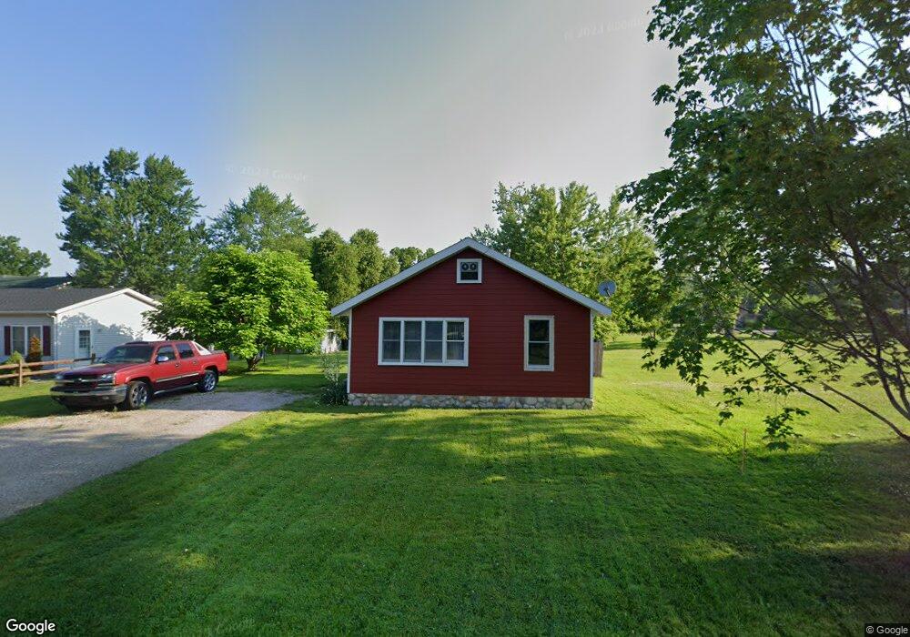 9 Buckeye St, Three Oaks, MI 49128 - photo 1