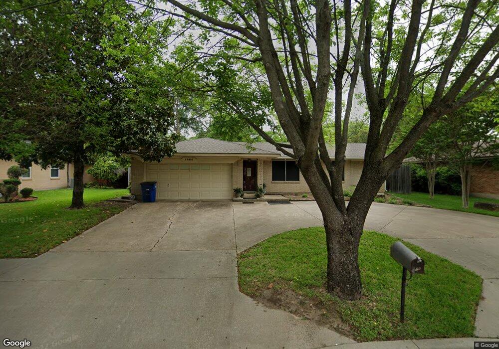 1500 Nichols St, Ennis, TX 75119 - photo 1