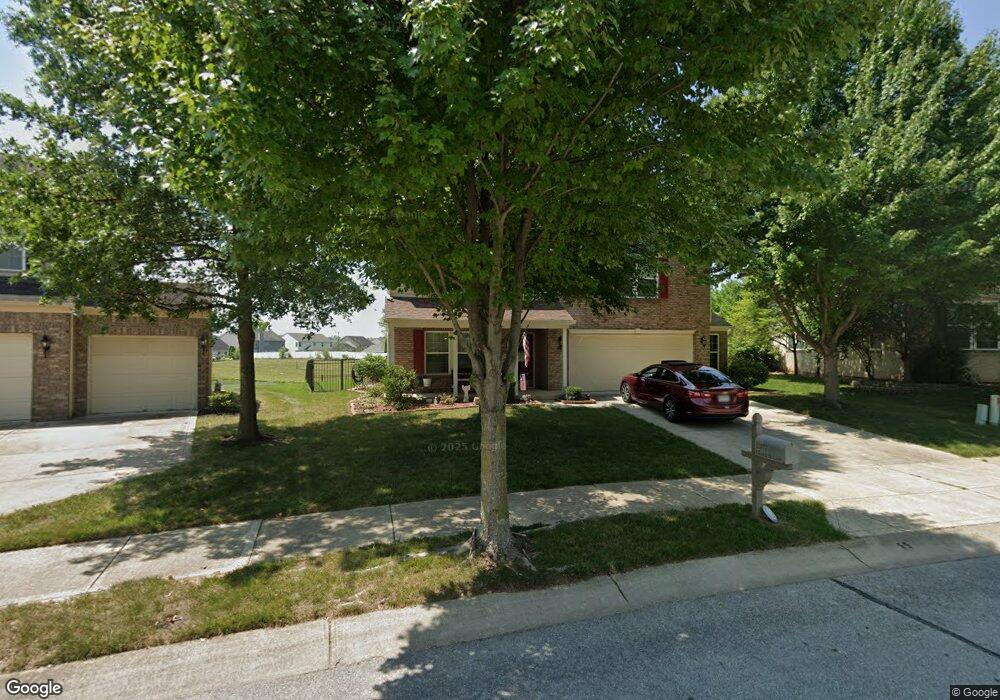 11077 Ellsworth Ln, Fishers, IN 46038 - photo 1