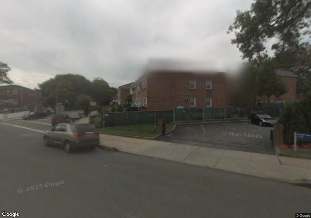 32-06 190th St unit 2F, Flushing, NY 11358 - photo 1