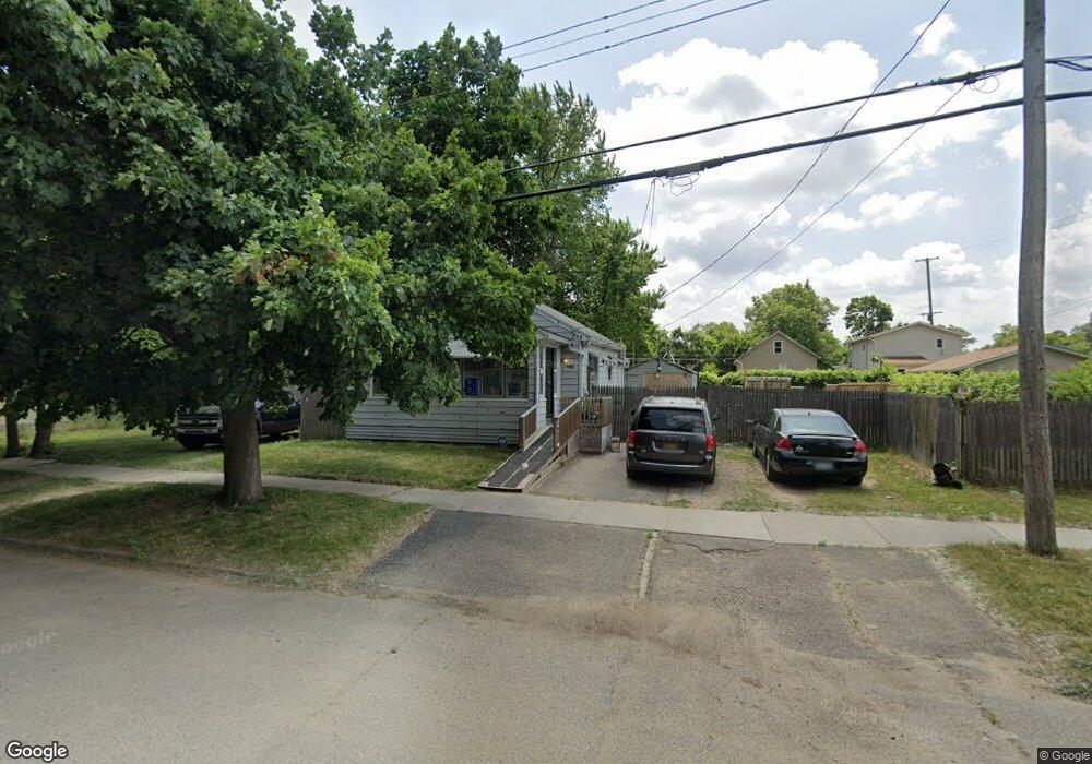 1710 Utah Ave, Flint, MI 48506 - photo 1