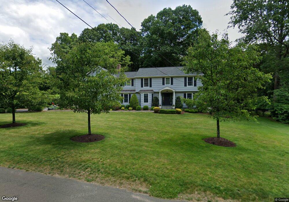 352 Mountain Laurel Rd, Fairfield, CT 06824 - photo 1