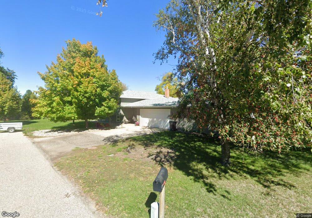 505 7th Ave SW, Jamestown, ND 58401 - photo 1