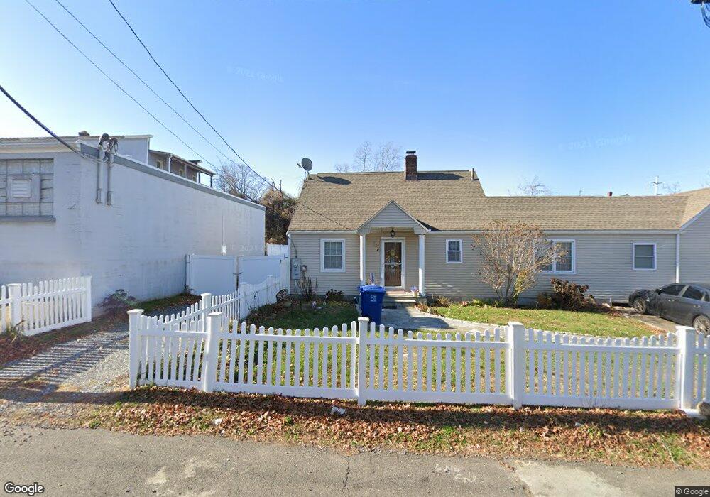 25 Siemon St, Bridgeport, CT 06605 - photo 1