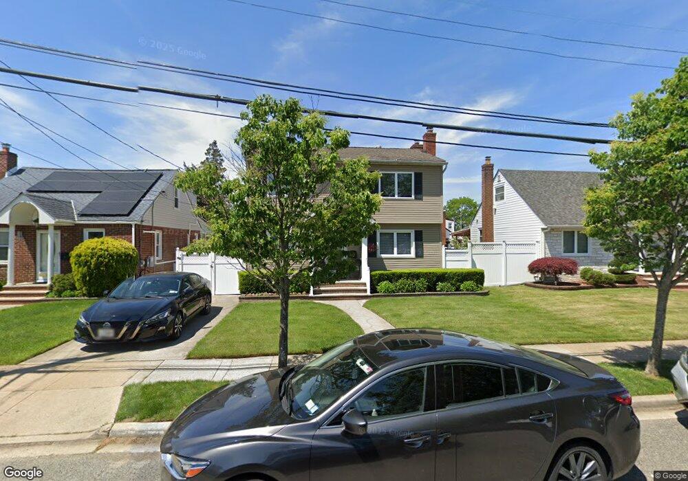 154 Frame St, Franklin Square, NY 11010 - photo 1