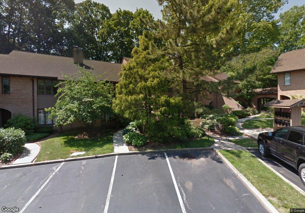 127 Woodgate Ln, Paoli, PA 19301 - photo 1