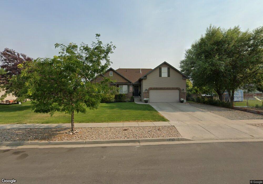 1215 E Hyrum Blvd, Hyrum, UT 84319 - photo 1