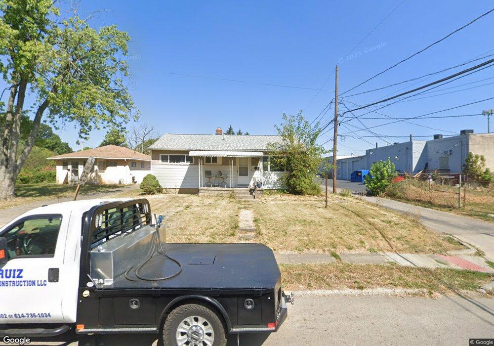 1372 Northridge Rd, Columbus, OH 43224 - photo 1