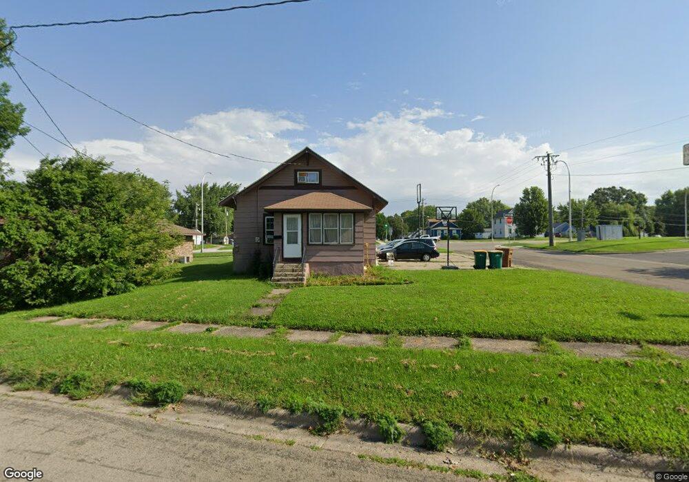 1517 SE Marshall St, Albert Lea, MN 56007 - photo 1