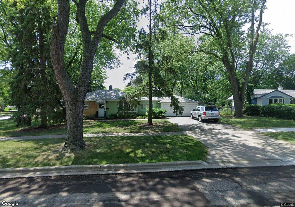 2101 Sigwalt St, Rolling Meadows, IL 60008 - photo 1