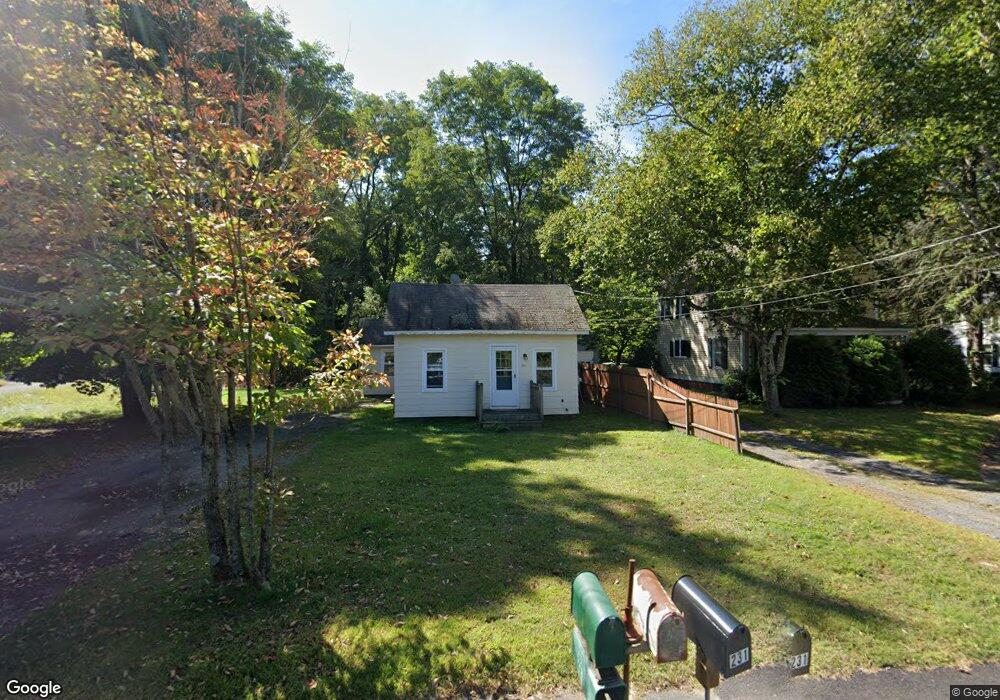 231 Pelham Rd, Amherst, MA 01002 - photo 1