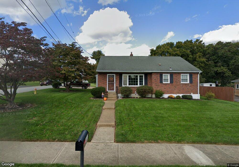 1613 Glenmore Dr, Wilmington, DE 19804 - photo 1
