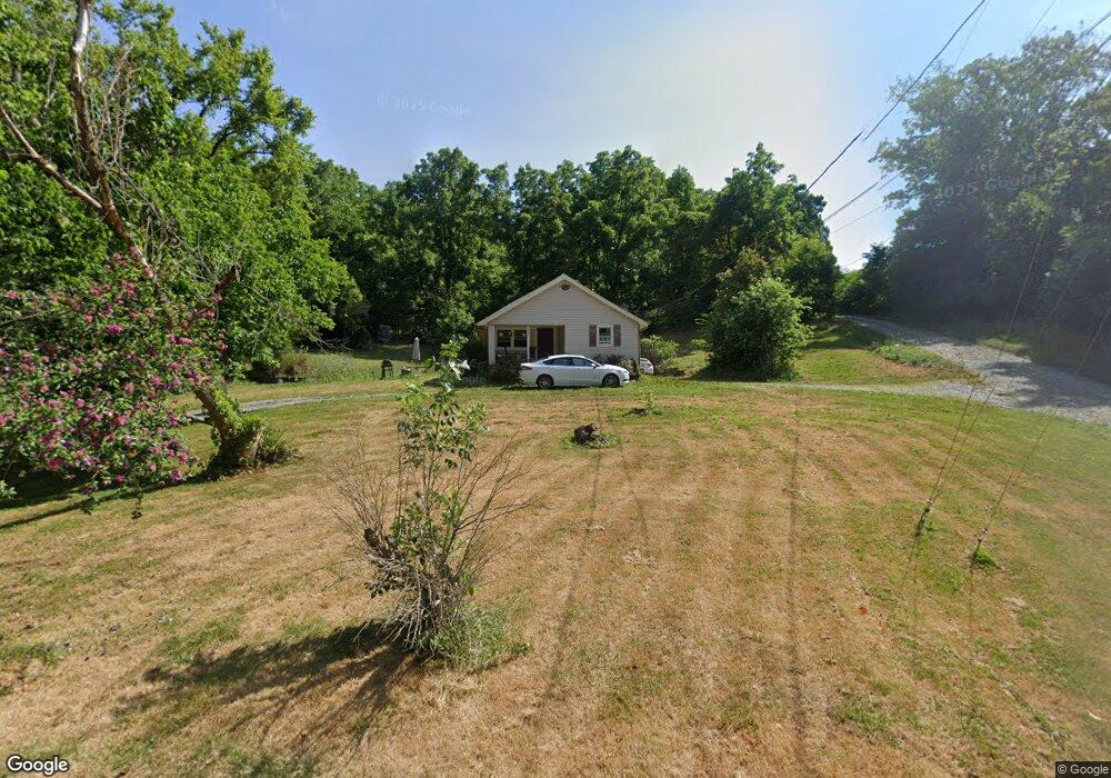 206 Weaver Hill Rd, Johnson City, TN 37601 - photo 1
