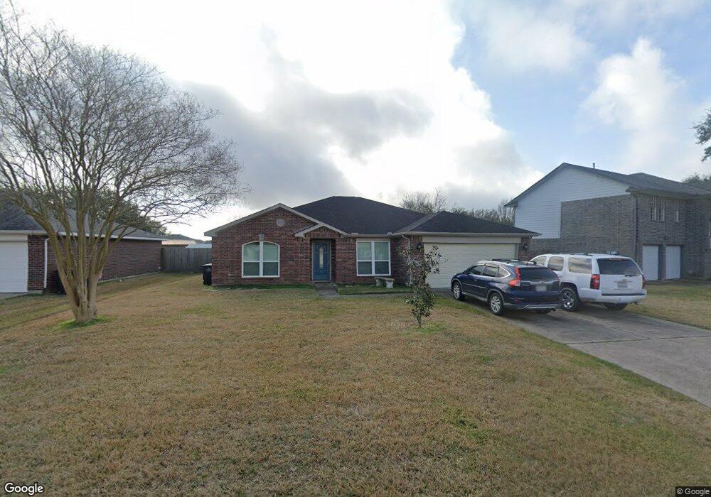 3209 Fox Run Dr, Alvin, TX 77511 - photo 1