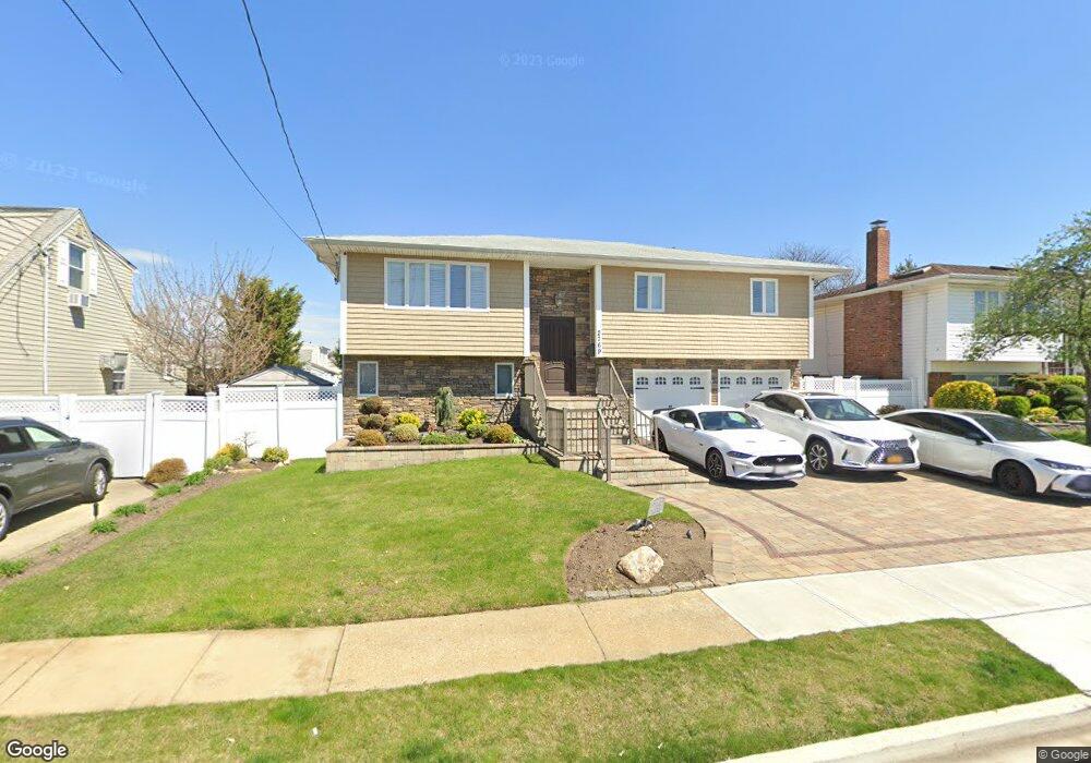 2769 Beach Dr, Merrick, NY 11566 - photo 1