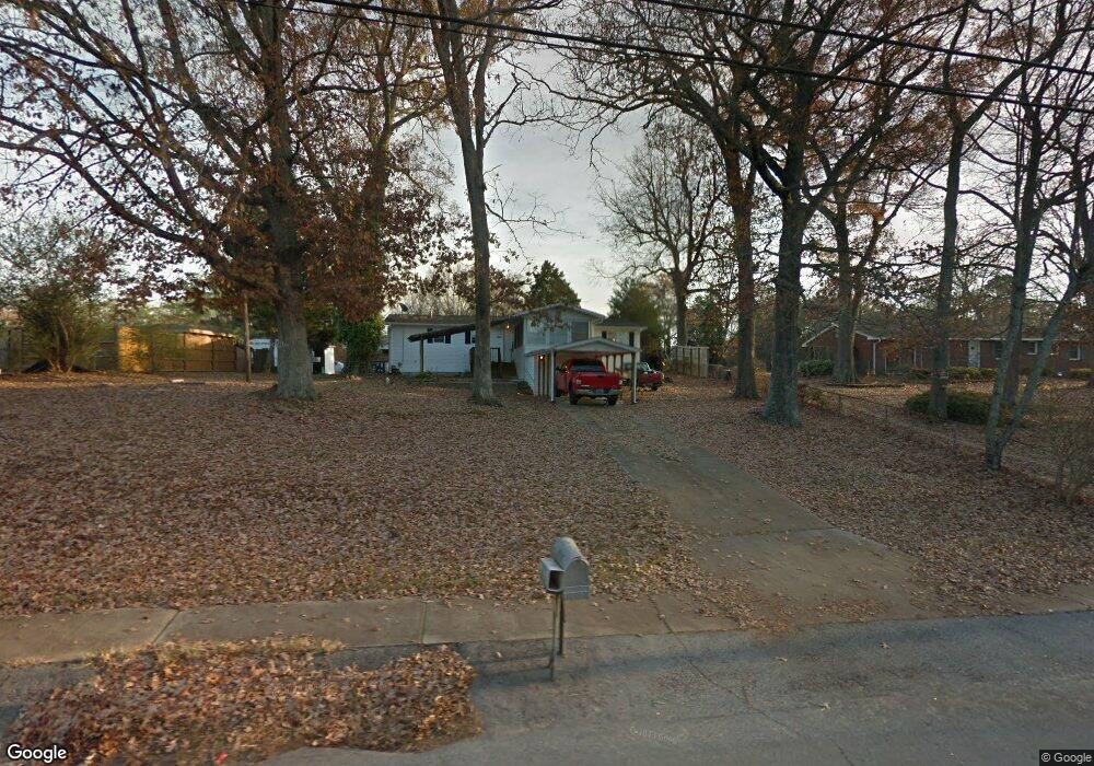 303 Brooks Rd, Mauldin, SC 29662 - photo 1