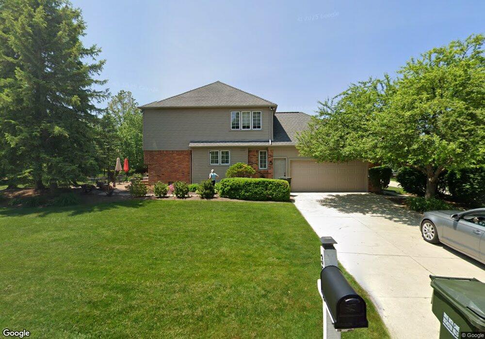 3553 Sherborn Dr, Rochester Hills, MI 48306 - photo 1