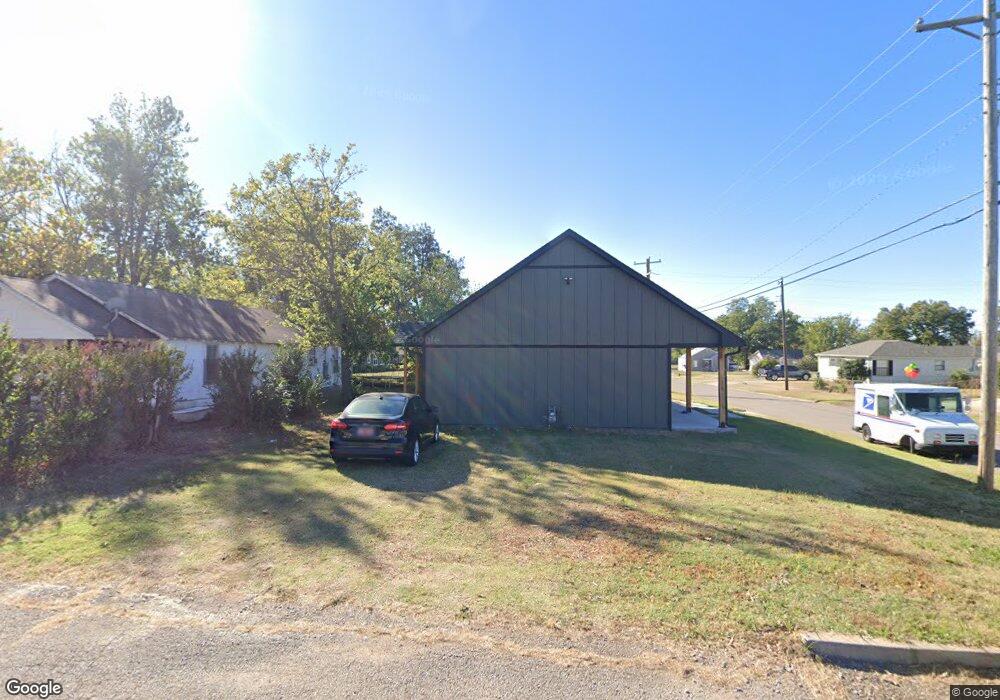 2112 N Aydelotte Ave, Shawnee, OK 74804 - photo 1