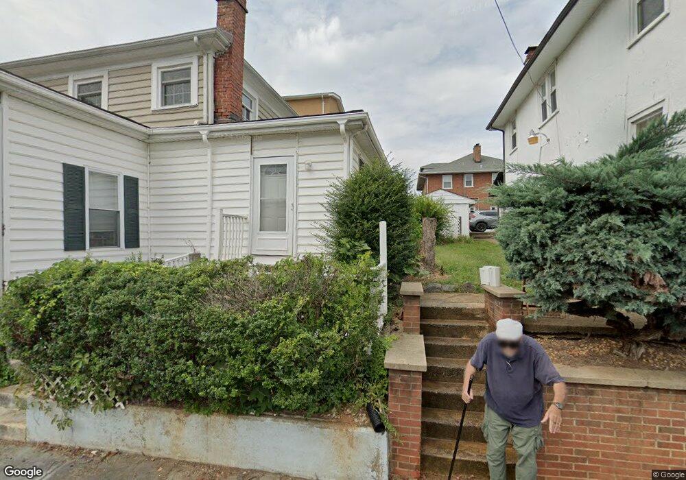 201 5th St NW unit 203, Charlottesville, VA 22903 - photo 1