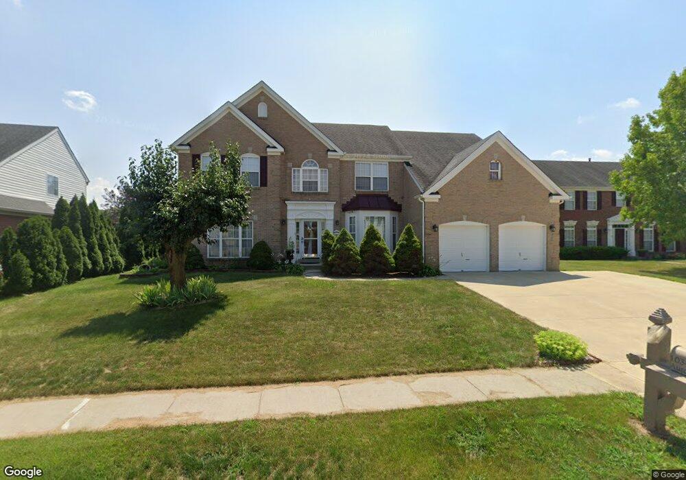 10341 Aurora Ct, Fishers, IN 46038 - photo 1