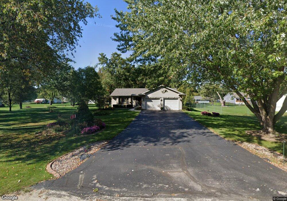 5512 S Baxter Ln, Janesville, WI 53546 - photo 1