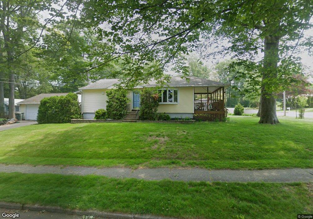 33 Applewood Ln, Milford, CT 06460 - photo 1