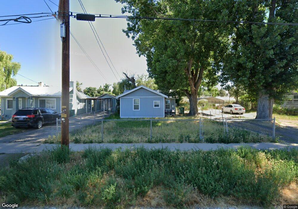 329 Division St, Klamath Falls, OR 97601 - photo 1
