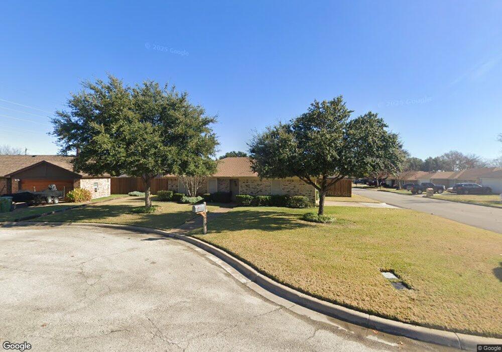 5800 Shamrock Ct, North Richland Hills, TX 76180 - photo 1