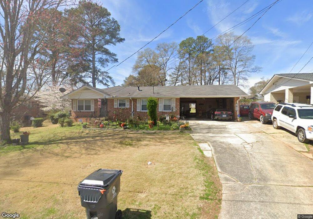 6499 Debbie Sue Ln, Morrow, GA 30260 - photo 1