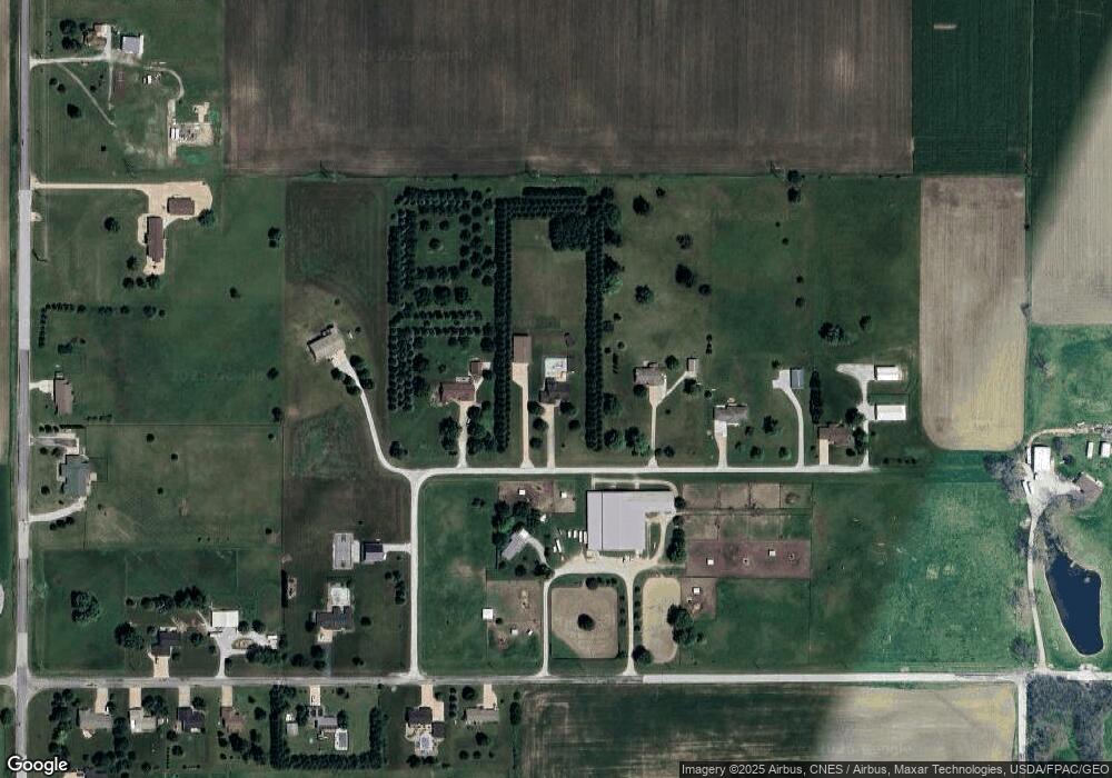 4620 W 60th St, Davenport, IA 52806 - photo 1