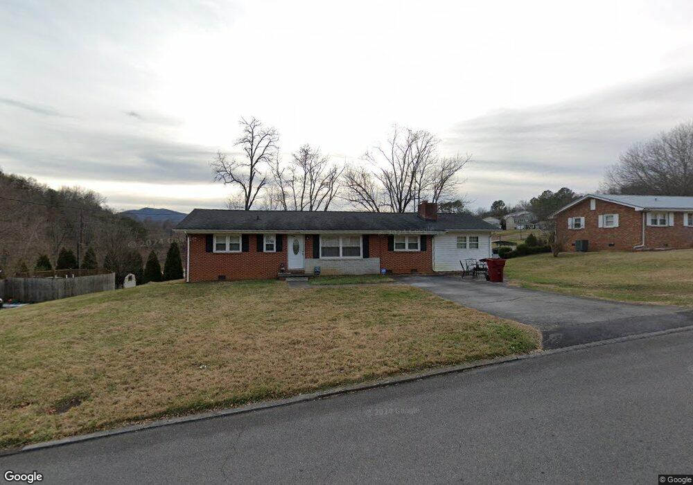 1506 Squibb Dr, Johnson City, TN 37601 - photo 1