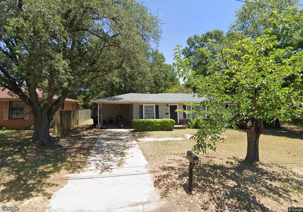 219 Doyle St, Longview, TX 75601 - photo 1
