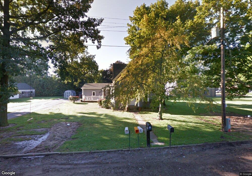 206 E Walker St, Rolling Prairie, IN 46371 - photo 1