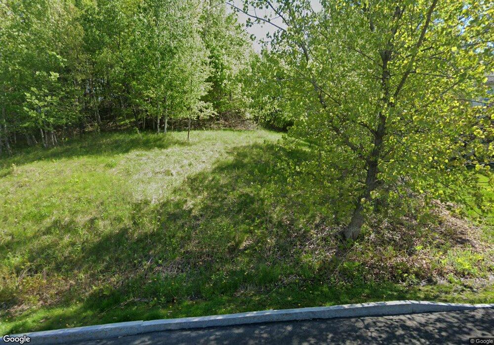 28-30 Cobblestone La, Troy, NY 12180 - photo 1